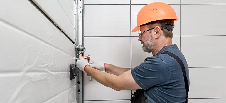 Commercial Garage Door Repair in Riviera Beach, FL